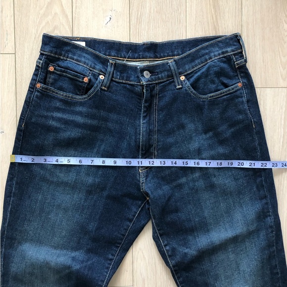 Levi’s Dark Wash Straight Jeans 36x32 - Picture 11 of 13